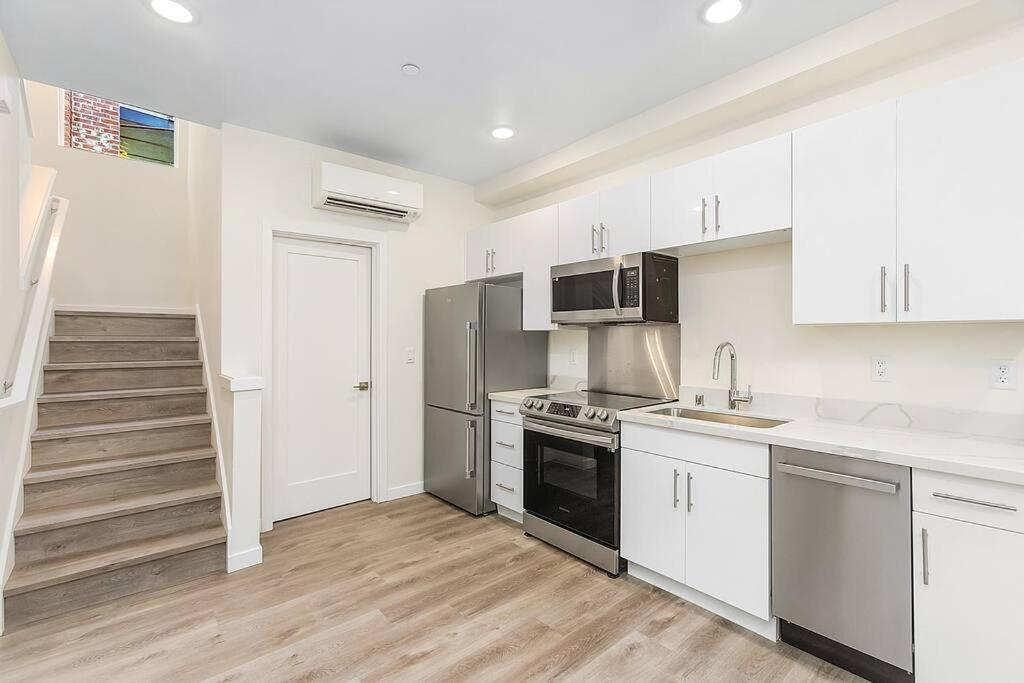 Vermithor'S Bronze Ember Sweet Suite Seattle Luaran gambar