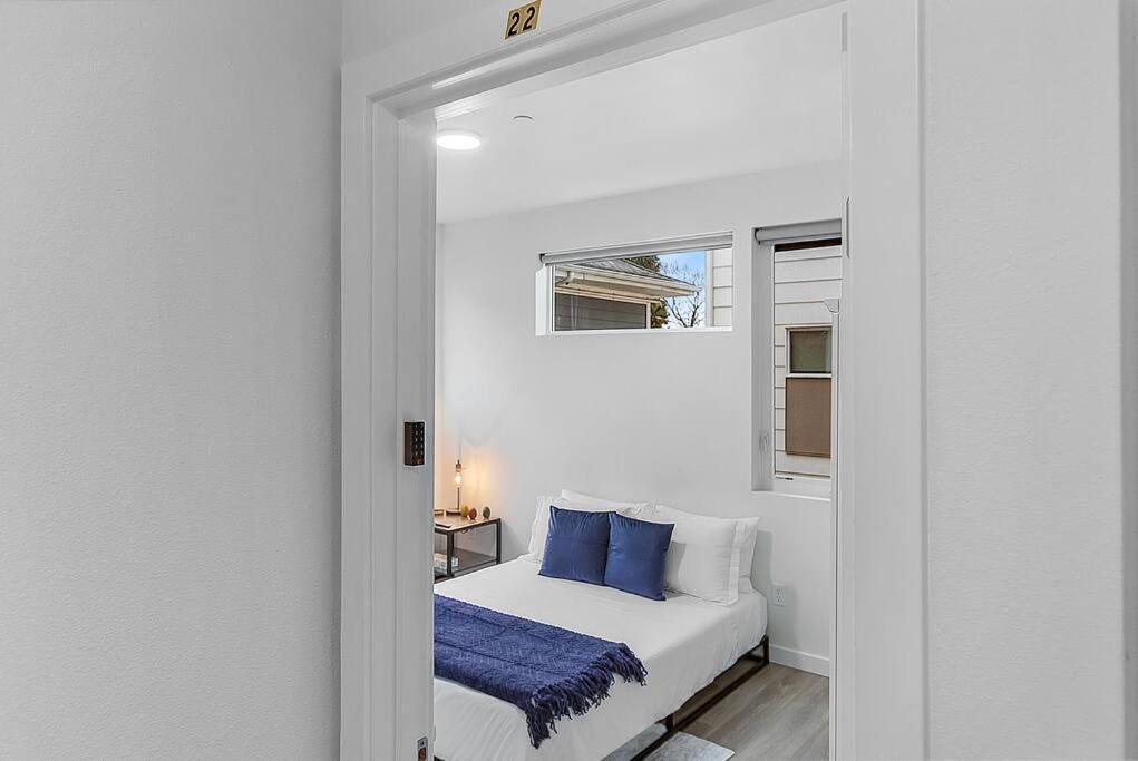 Vermithor'S Bronze Ember Sweet Suite Seattle Luaran gambar